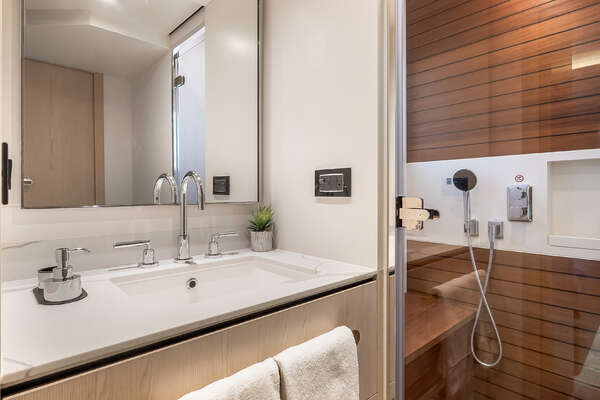 Azimut 78 FLY Yacht For Sale