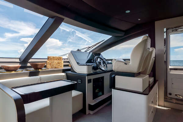 Azimut 78 FLY Yacht For Sale