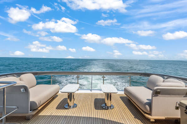 Azimut 78 FLY Yacht For Sale