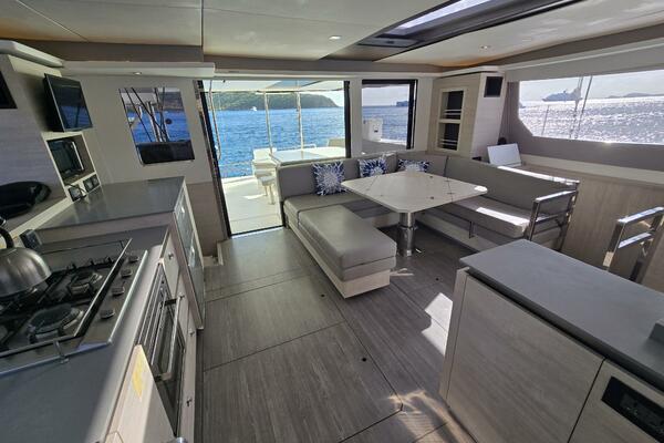 Wind Dancer 50ft Leopard Yacht For Sale