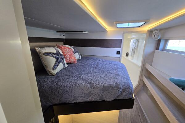 Wind Dancer 50ft Leopard Yacht For Sale