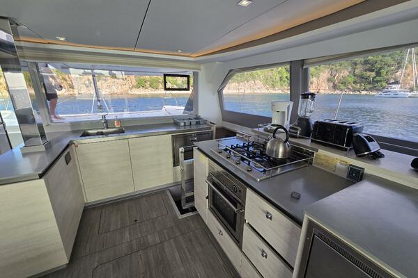 Wind Dancer 50ft Leopard Yacht For Sale