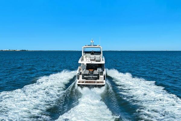 2025 Absolute Navetta 53 - Profile