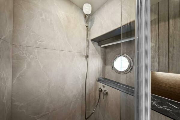 2025 Absolute Navetta 53 - Head