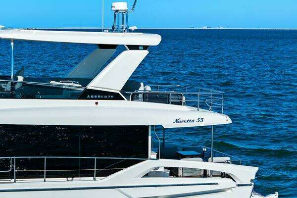 Absolute Navetta 53 Yacht For Sale
