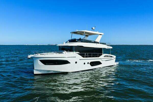 Absolute Navetta 53 Yacht For Sale