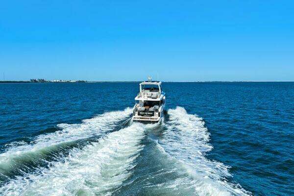 Absolute Navetta 53 Yacht For Sale