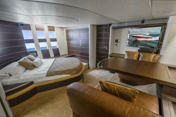 68ft Azimut Yacht For Sale