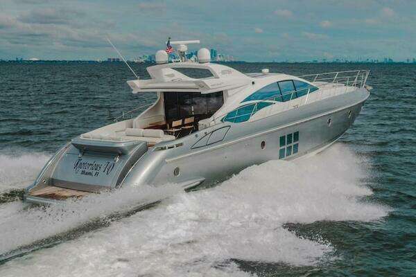 2007 Azimut 68