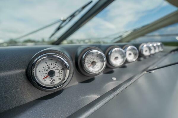 68ft Azimut Yacht For Sale