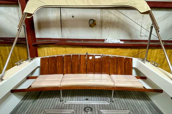 34ft MJM Yacht For Sale