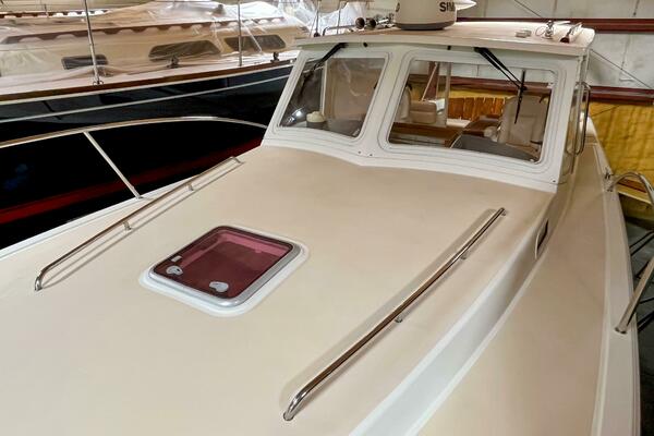 34ft MJM Yacht For Sale