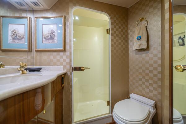 Scandaloso 56ft Viking Yacht For Sale