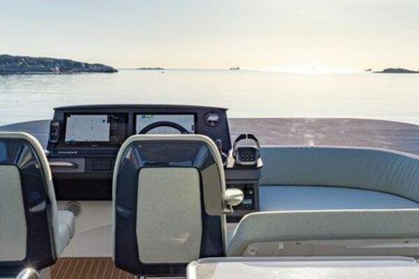 Nimbus 495 Flybridge Flybridge