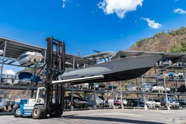 Valhalla Boatworks V-37 Yacht For Sale