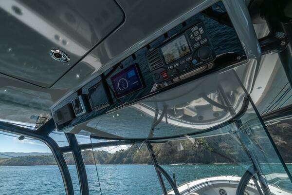 Valhalla Boatworks V-37 Yacht For Sale