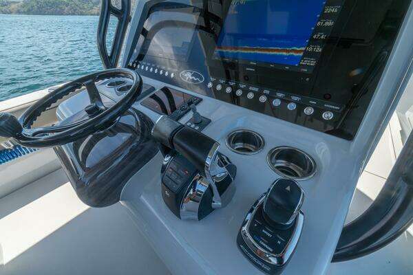 Valhalla Boatworks V-37 Yacht For Sale