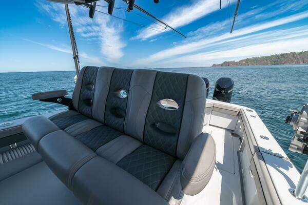 Valhalla Boatworks V-37 Yacht For Sale