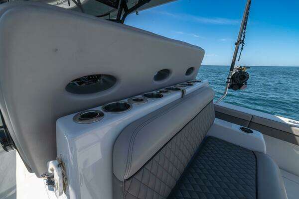Valhalla Boatworks V-37 Yacht For Sale