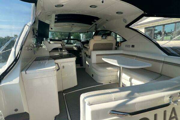 Sea Ray 410 Sundancer Yacht For Sale