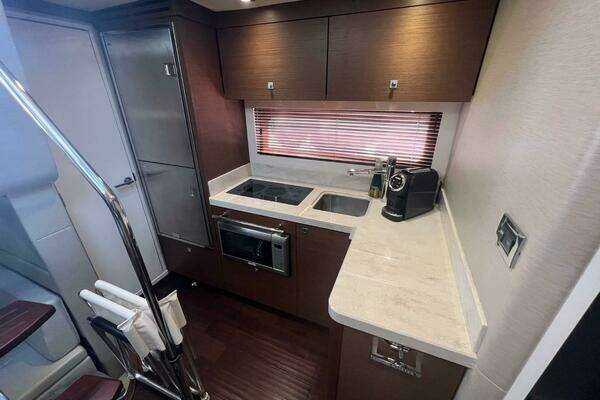 Sea Ray 410 Sundancer Yacht For Sale