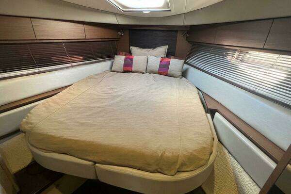 Sea Ray 410 Sundancer Yacht For Sale