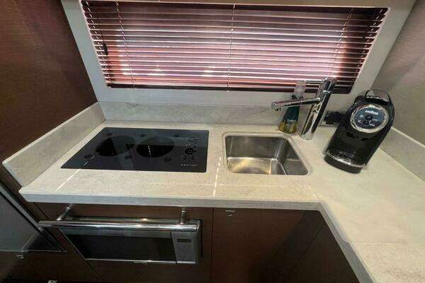 Sea Ray 410 Sundancer Yacht For Sale