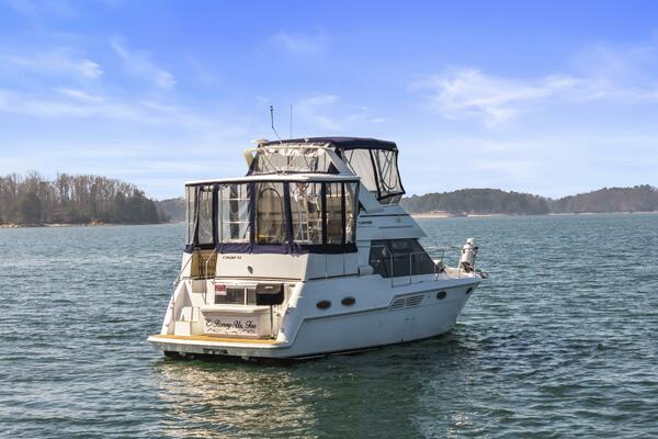 35ft Carver Yacht For Sale