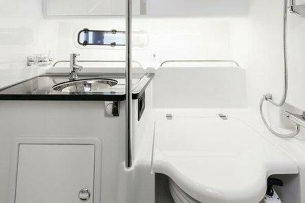 Nimbus 305 Coupe Head