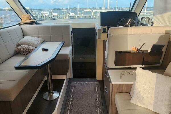 38ft Regal Yacht For Sale
