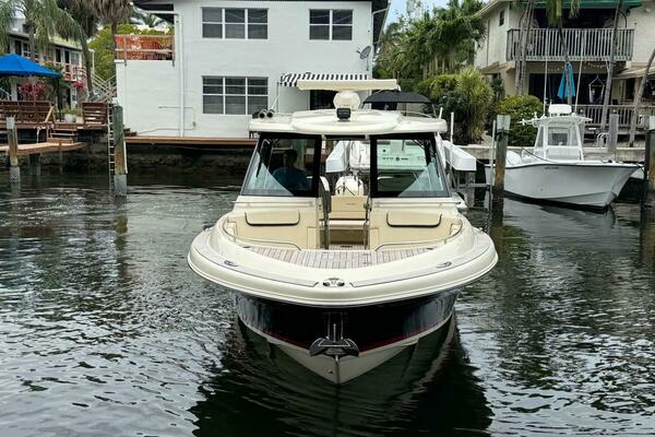 35ft Chris Craft Yacht For Sale