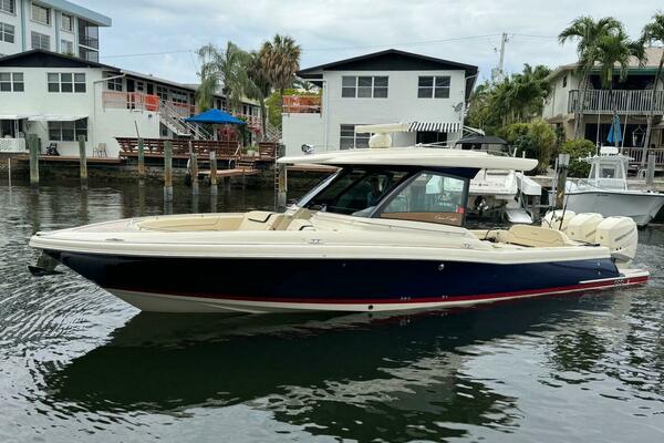 35ft Chris Craft Yacht For Sale