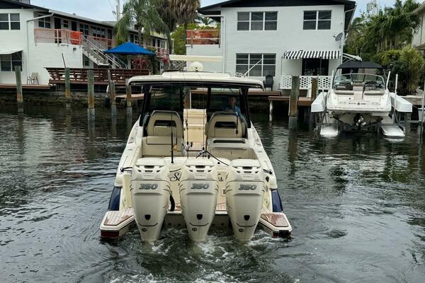 35ft Chris Craft Yacht For Sale
