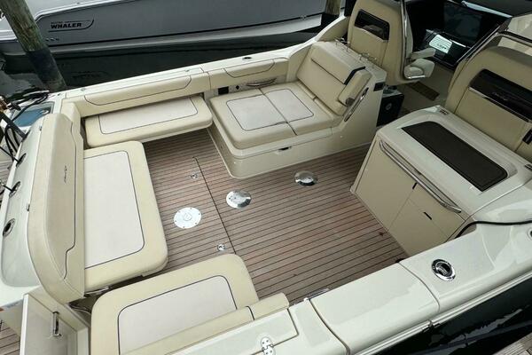 35ft Chris Craft Yacht For Sale