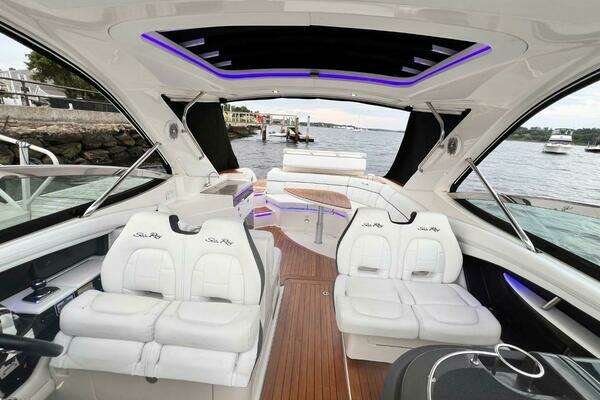 2014 Sea Ray 35