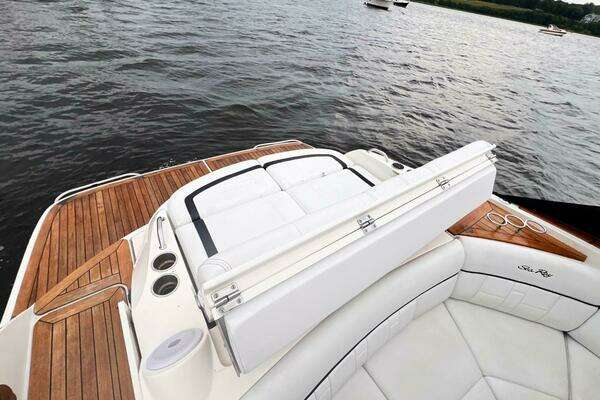 2014 Sea Ray 35