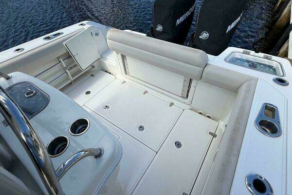 Photo of the 2018 Boston Whaler 250 Outrage