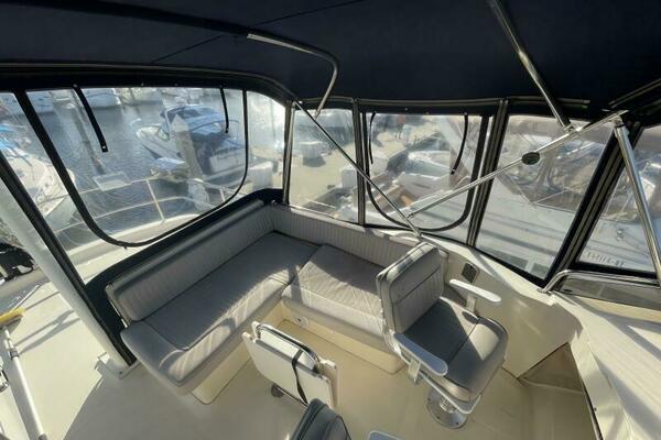 Knot Tied Down 34ft Mainship Yacht For Sale