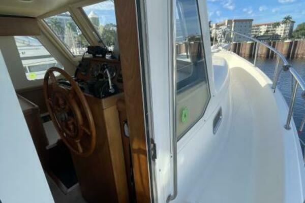 Knot Tied Down 34ft Mainship Yacht For Sale