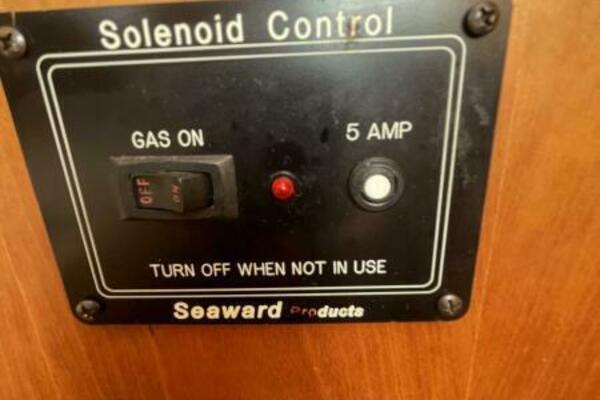 Knot Tied Down 34ft Mainship Yacht For Sale