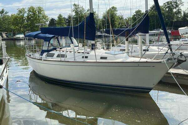 34-ft-Sabre-1988-34 MkII-Outlaw Sodus Point New York United States  yacht for sale