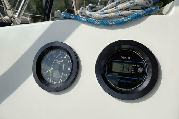 Outlaw 34ft Sabre Yacht For Sale