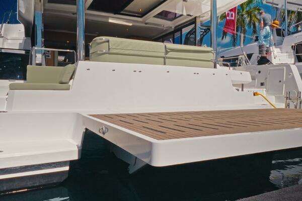 Bali 5.2 Yacht For Sale