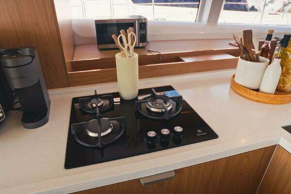 Bali 5.2 Yacht For Sale