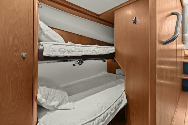 Salty Dach 39ft Tiara Yachts Yacht For Sale