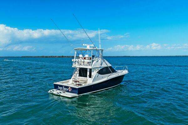 2013 Tiara Yachts 39