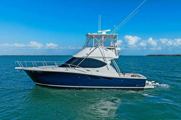 2013 Tiara Yachts 39