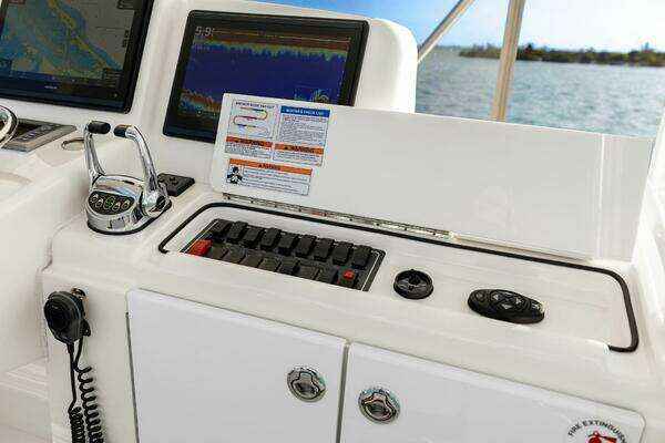 2013 Tiara Yachts 39