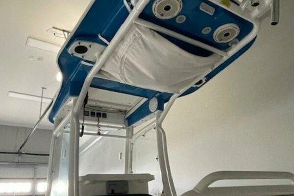 24ft Everglades Yacht For Sale