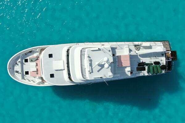 Photo of the 2024 Marlow 90V "Artemis II"